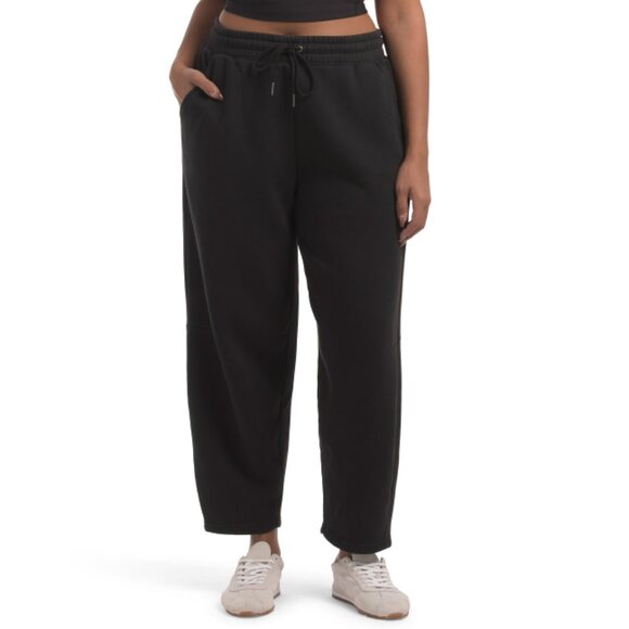 YOGALICIOUS Black Fleece Comfydrift Barrel Leg Sweatpants - Picture 1 of 2